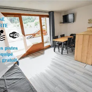 chaleureux-appt-4-6-pers-60m-des-pistes-piscine.hotels-rhonealpes.com/